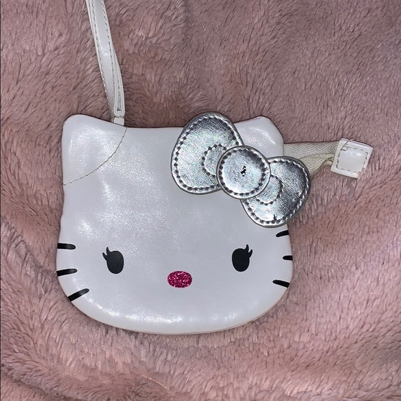 Hello Kitty Accessories - Free Hello Kitty coin purse with orders over $35